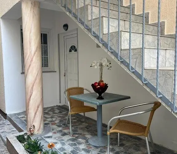 Ana Apartment *