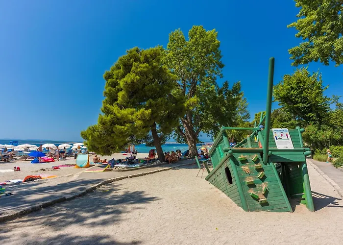 Ana * Crikvenica