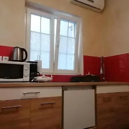 Ana Apartment